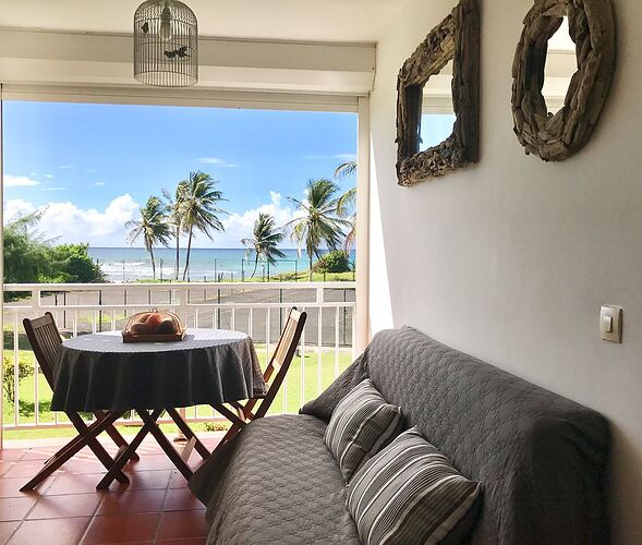 Re: L'anse Des Rochers à Saint-François en Guadeloupe - Martinebordeaux