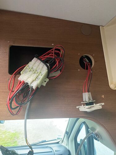 A quoi sert ce bouton sur le frigo - Forum Camping-car - Forums