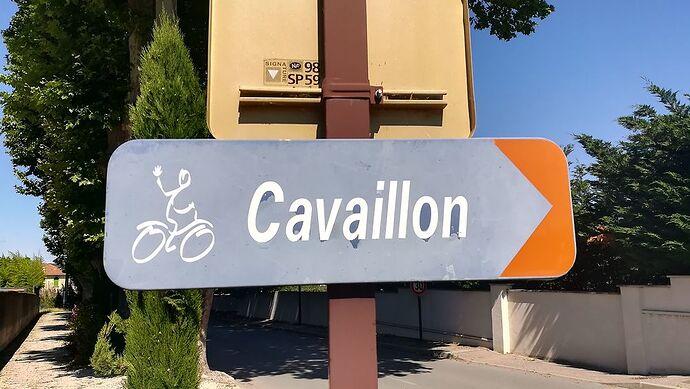 Tour du Lubéron, Canal de Rhône à Sète, Canal du Midi : 823 km en 13 jours à vélo - Facteur4