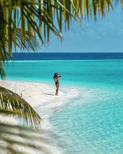 Eau potable et autres à Komandoo Island - Phil Ô Maldives Guide Safaris