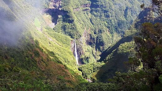 L'île INTENSE : Trek a l'île de la Réunion - Caro-Rando L'île INTENSE : Trek a l'île de la Réunion - Caro-Rando
