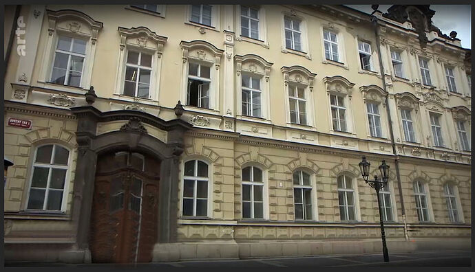 Ancien Tribunal Civil de Prague - Kafka 1906 - Fanzi