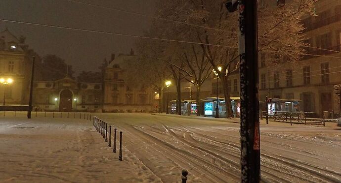 Re: Qui connais grenoble ? - Ame Nomade