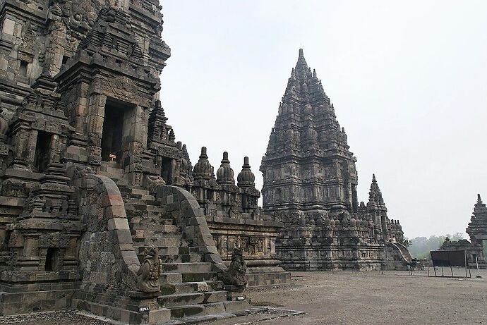 Java, Bali et Lombok - Alain Delvigne Java, Bali et Lombok - Alain Delvigne