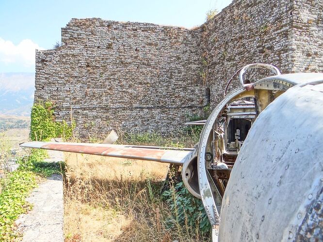 Retour de 10 jours en Albanie avec loc de voiture - gwend56