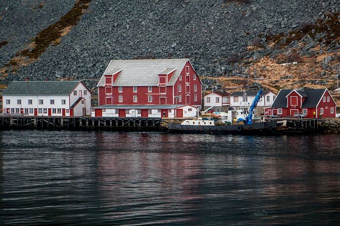 Arrivée sur le village de Kjøllefjord