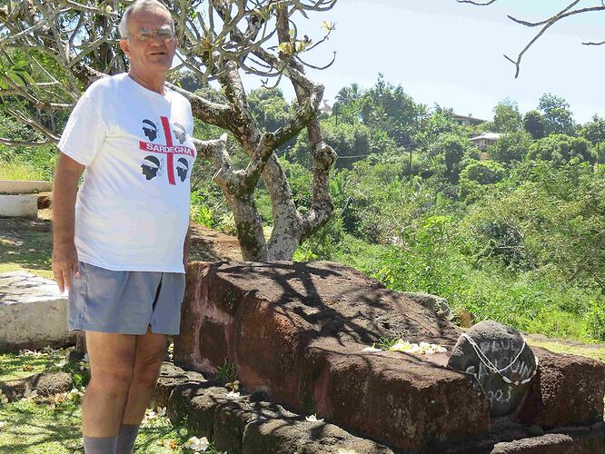 Re: Une escale a Bora vaut le coup? tour lagon obligatoire?  - yensabai