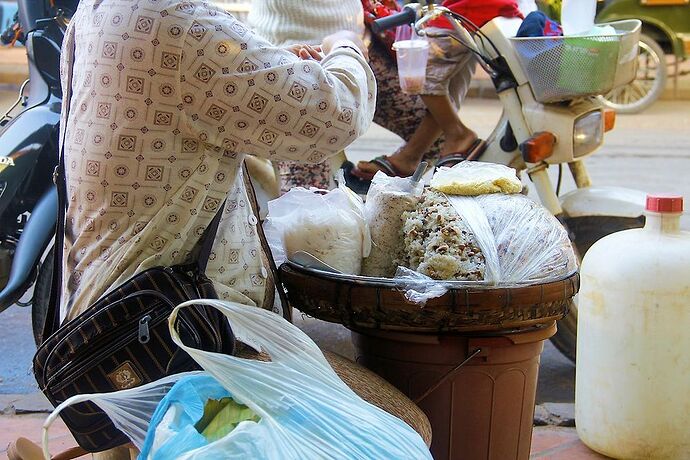 Bonjour tout le monde - IzA-Cambodia