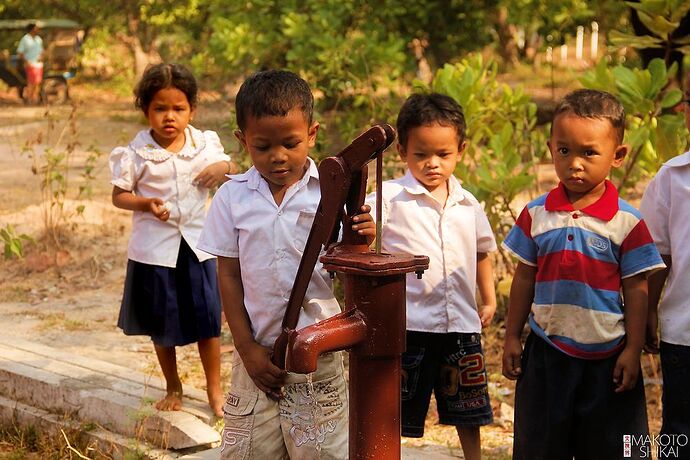 Bonjour à tous,  - IzA-Cambodia