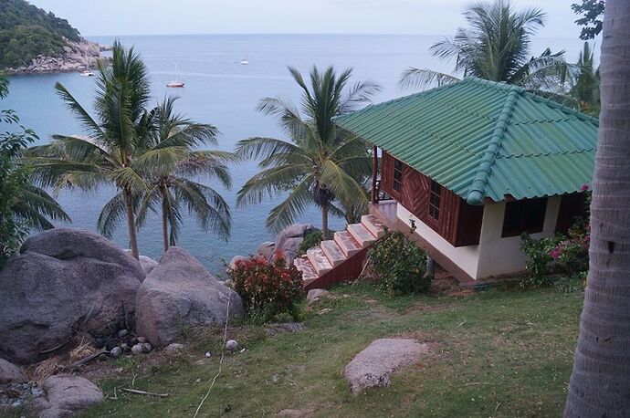 Re: recherche Logement pour une famille de 4 personnes sur Kho Tao - chez