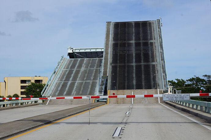 Découverte de la FLORIDE - de KENNEDY SPACE CENTER à PALM BEACH - cartesien