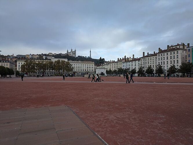 Re: Carnet de voyage, 1 semaine à Lyon en automne - Fecampois