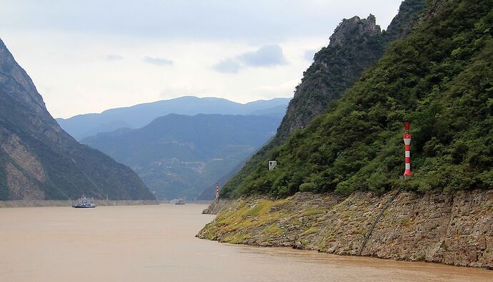 Re: Chine, au fil de l'eau du grand fleuve Yang Tse - jem