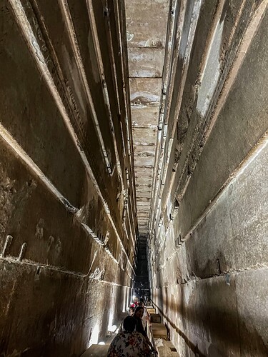 Intérieur de la pyramide de Kheops