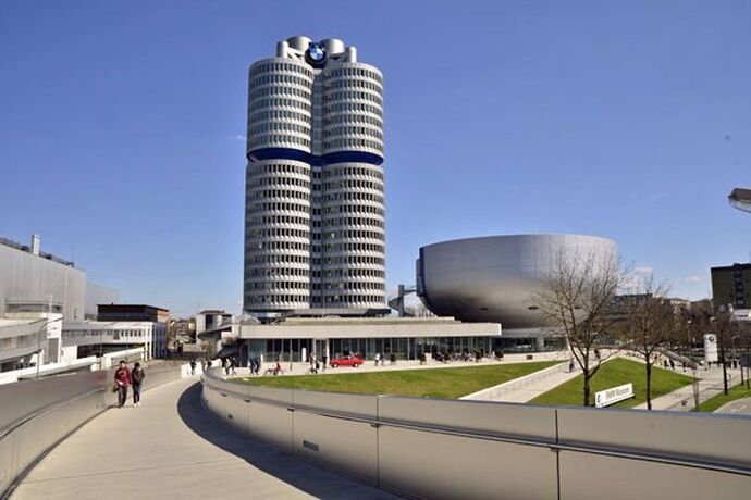 Visite musée BMW de Munich - Chrissand