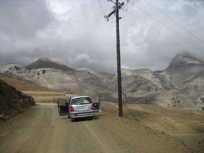 Re: LOCATION DE VOITURE EN CRETE - Gilles.