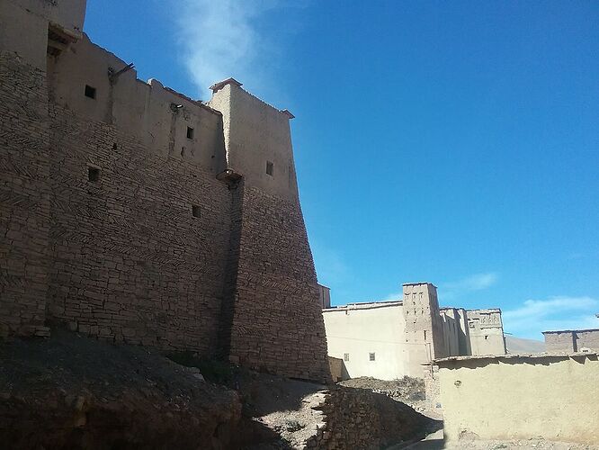 Re: Escale entre Marrakech et Ouarzazate - jbf