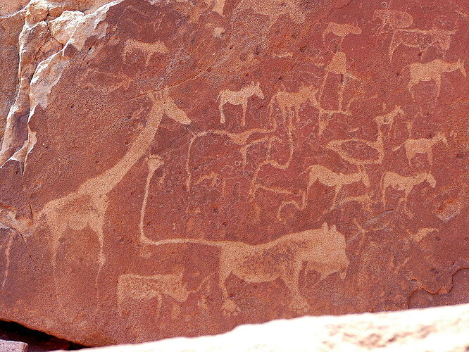 Twyfelfontein... - Madikéra