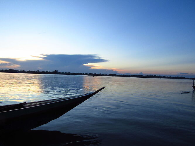 Du Sud au Nord, les milles couleurs du Laos - N-Gwen