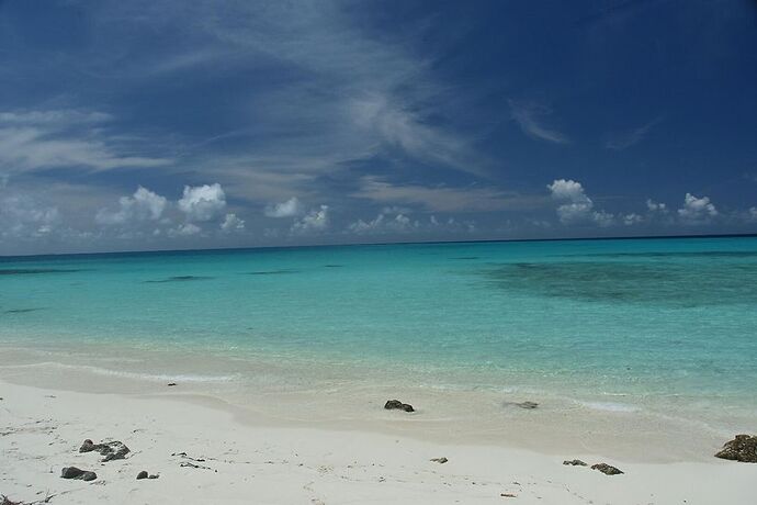 Re: 1er Voyage en île locale aux Maldives : Dhigurah, Thoddoo  - Roxie