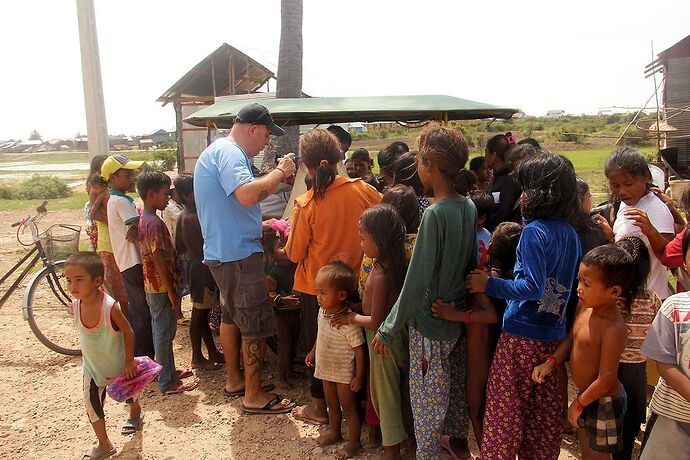 Bonjour à tous, - IzA-Cambodia