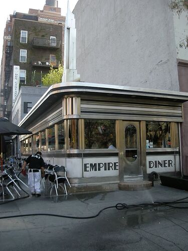 Re: Ré ouverture de l'Empire Diner à Chelsea New-York - sourisgrise