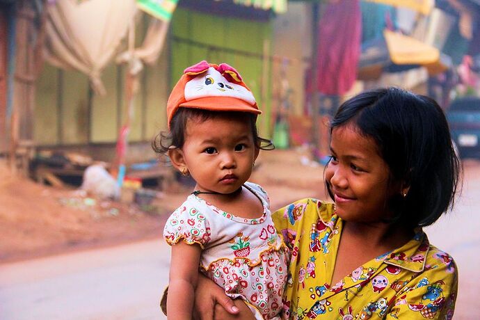 Aujourd'hui, petit tour très tôt le matin - IzA-Cambodia