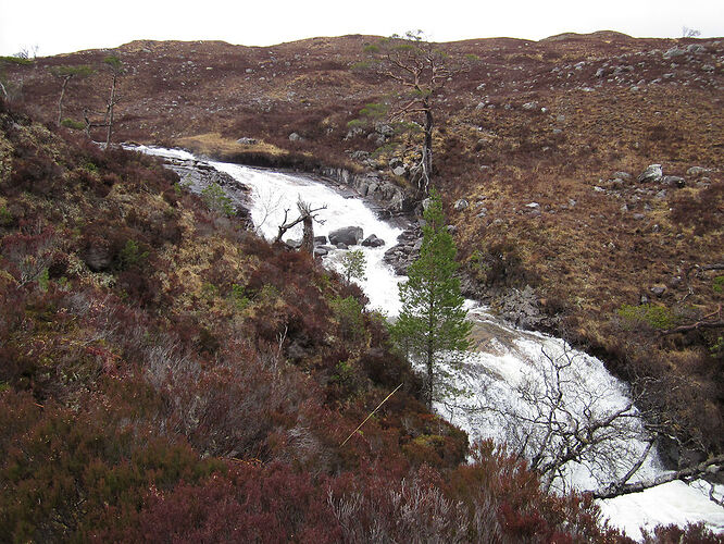 Tea House bothy et les chutes d'Easan Dorcha - calamity jane Tea House bothy et les chutes d'Easan Dorcha - calamity jane