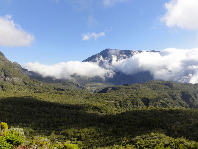 Sous l’eau et par dessus les nuages à la Réunion - chiktika