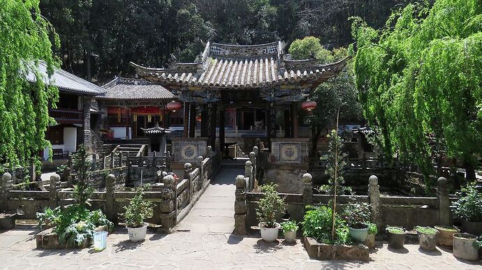 Weibaoshan, la montagne taoïste.  - PATOUTAILLE