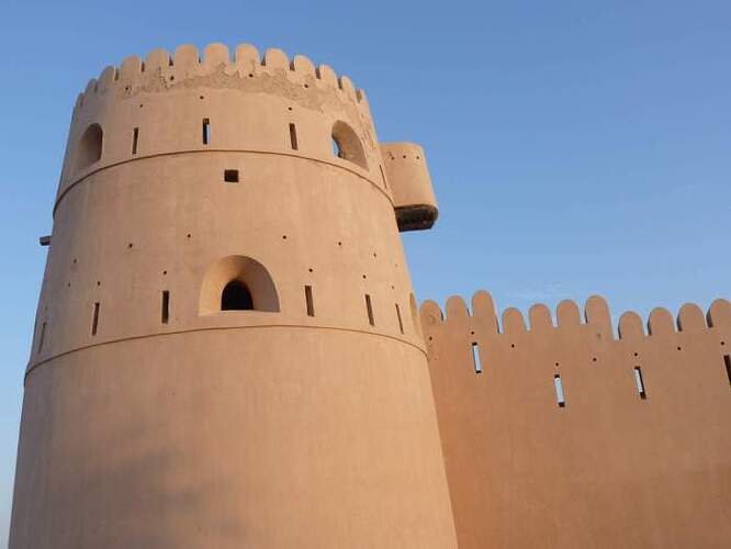 Itinéraire de 2 semaines au Sultanat d'Oman en hôtel et camping sauvage : magnifique - titimathi