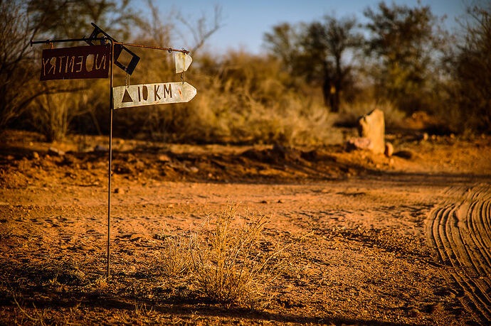 Re: Péripéties d’une famille en terres namibiennes - darth