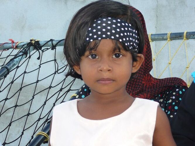 Les Enfants des Maldives   - Philomaldives  Guide  Maldives