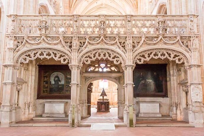 Une journée à Bourg-en-Bresse et au Monastère Royal de Brou - Sonia-Fatima Chaoui