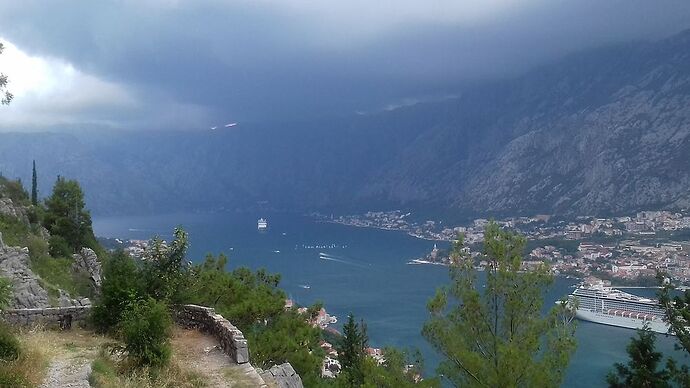 Les bouches de Kotor... J'adore ! - doume54