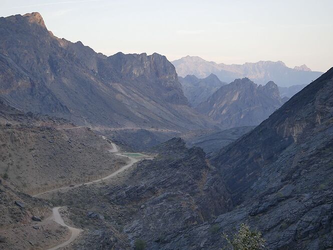 Re: De retour de deux semaines à Oman avec 3 jeunes enfants en camping sauvage - jmayo