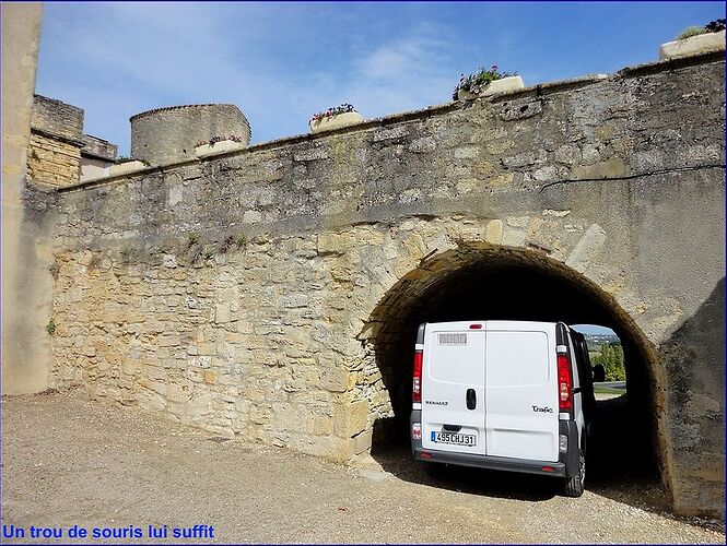 10 raisons de transformer un petit fourgon de plombier en mini camping-car ........ - triptrafic