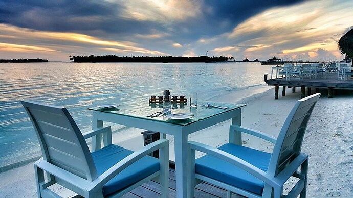 Sunset sur Ari Atoll - Philomaldives Guide Safaris