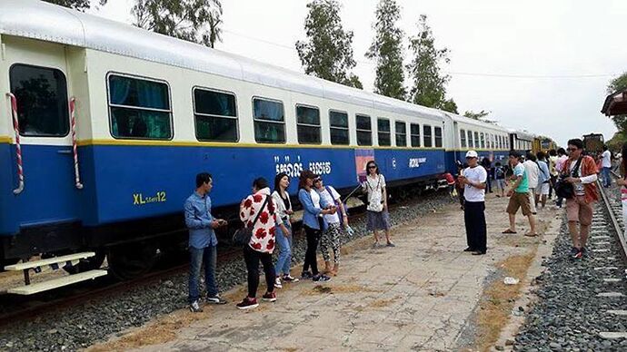 Train Phnom Penh - Sihanoukville du 9 au 17/4 - IzA-Cambodia