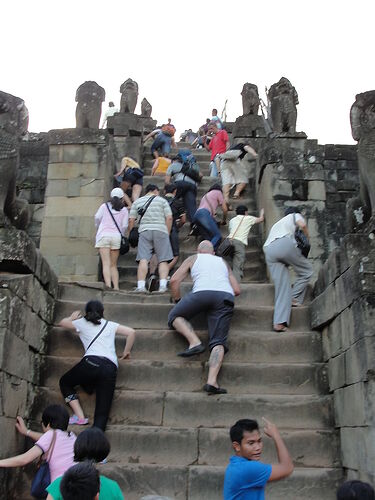 Re: Lever du soleil à Angkor - dent92