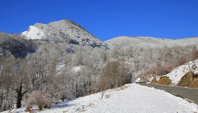 Féeriques Pyrénées sous la neige - jem