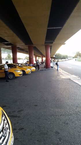 Re: Taxis Vinales à l'aéroport de La Havane - zapata33 Re: Taxis Vinales à l'aéroport de La Havane - zapata33