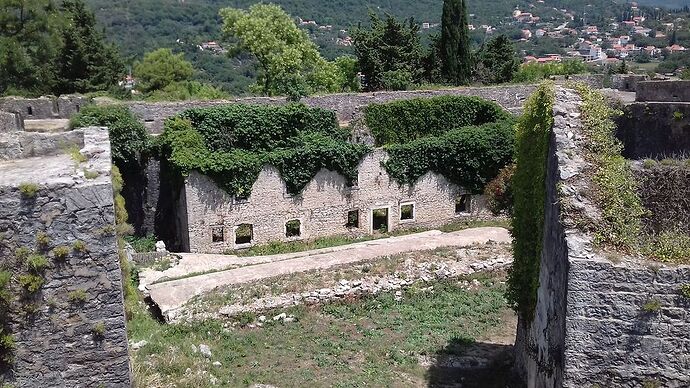 Les bouches de Kotor... J'adore ! - doume54