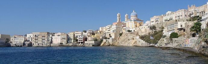 Syros l'aristocratique des Cyclades - PepetteEnVadrouille