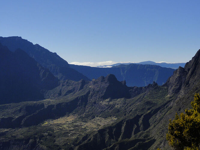 Sous l’eau et par dessus les nuages à la Réunion - chiktika