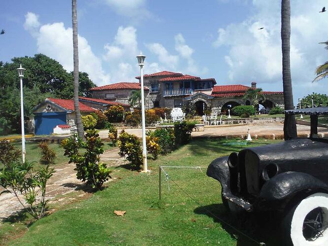 La Casa de Al - restaurante - hoyo