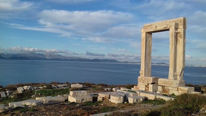 Les Cyclades en janvier : Santorin, Naxos, Paros, Antiparos - doume54