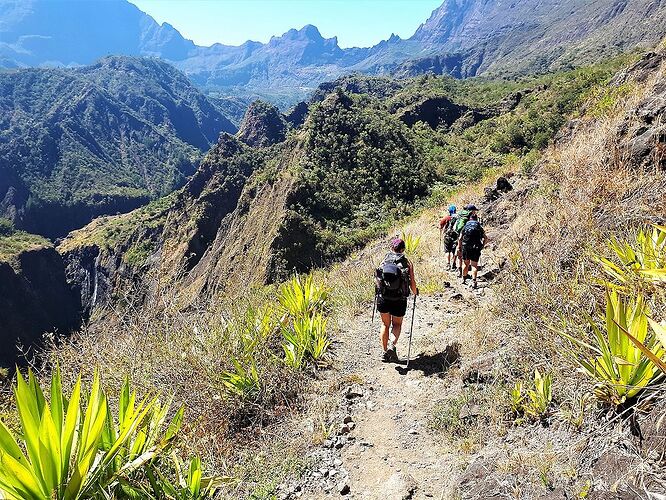 L'île INTENSE : Trek a l'île de la Réunion - Caro-Rando L'île INTENSE : Trek a l'île de la Réunion - Caro-Rando