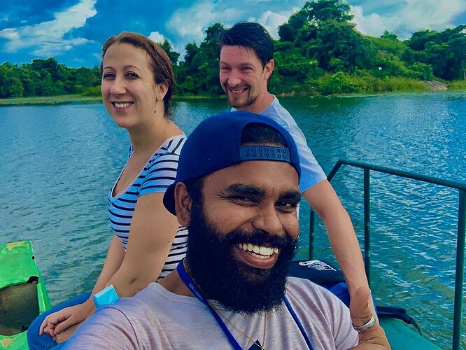 Re: Sithum, notre chauffeur guide francophone au Sri Lanka  - Morgane-Bltn