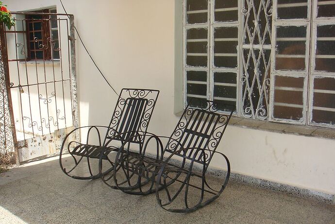 Comment acheter des fauteuils à bascule d'extérieur cubains ? - Aurellyen